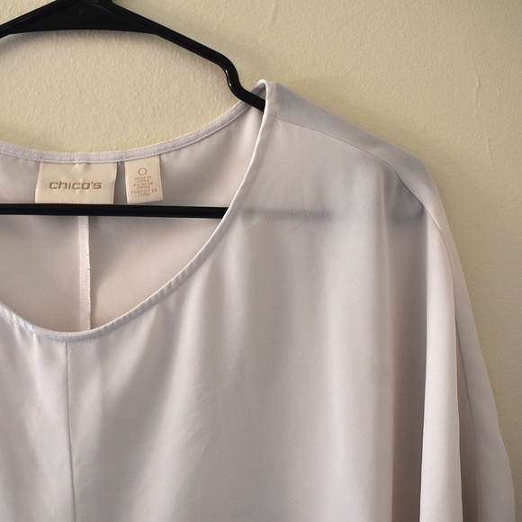 0- Chico's White Flowy Blouse One Size Fits All Professional Business Casual - Picture 2 of 3